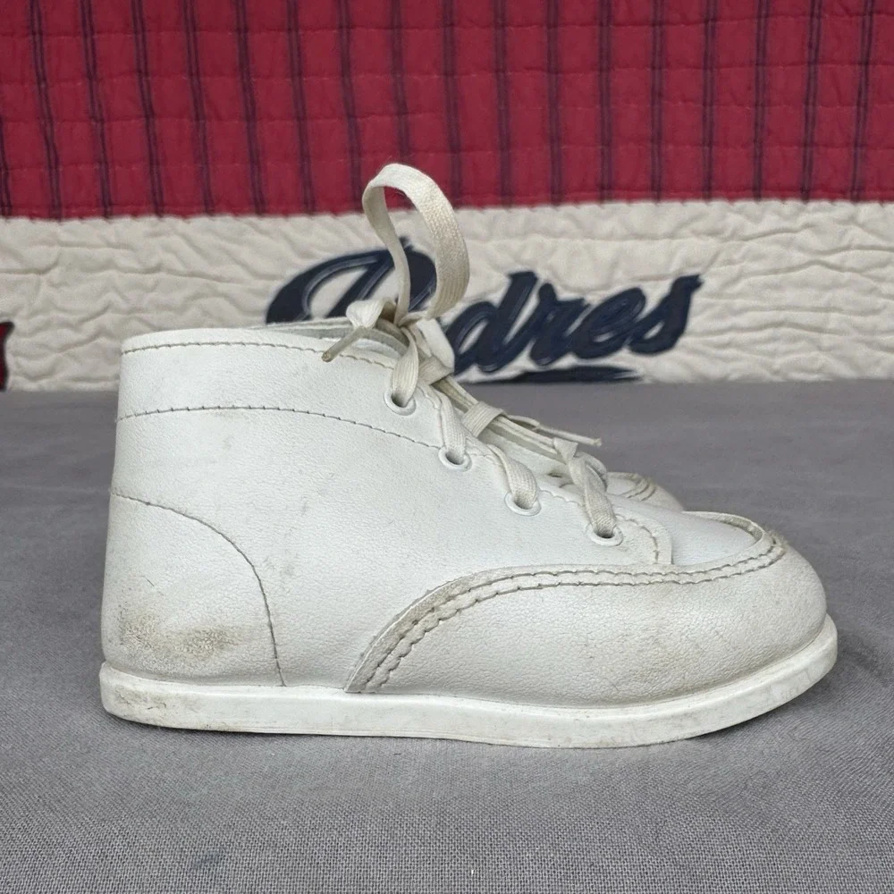 Size 3c - Vintage Infant White High Leather Manmade Crib Shoes Made In USA‎